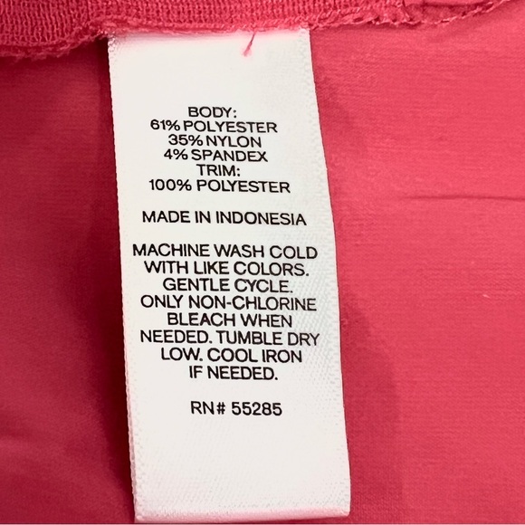 Express Elite Stretch Red Sleeveless  Ladies Jabot Top with Sheer Front Ruffle - Picture 13 of 13